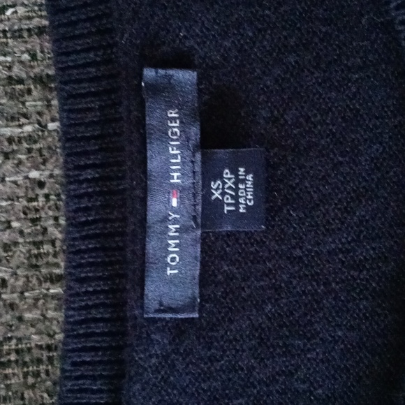 ⚓RARE Tommy Hilfiger⚓ - Steam Boat Sequin Sweater - Picture 3 of 13